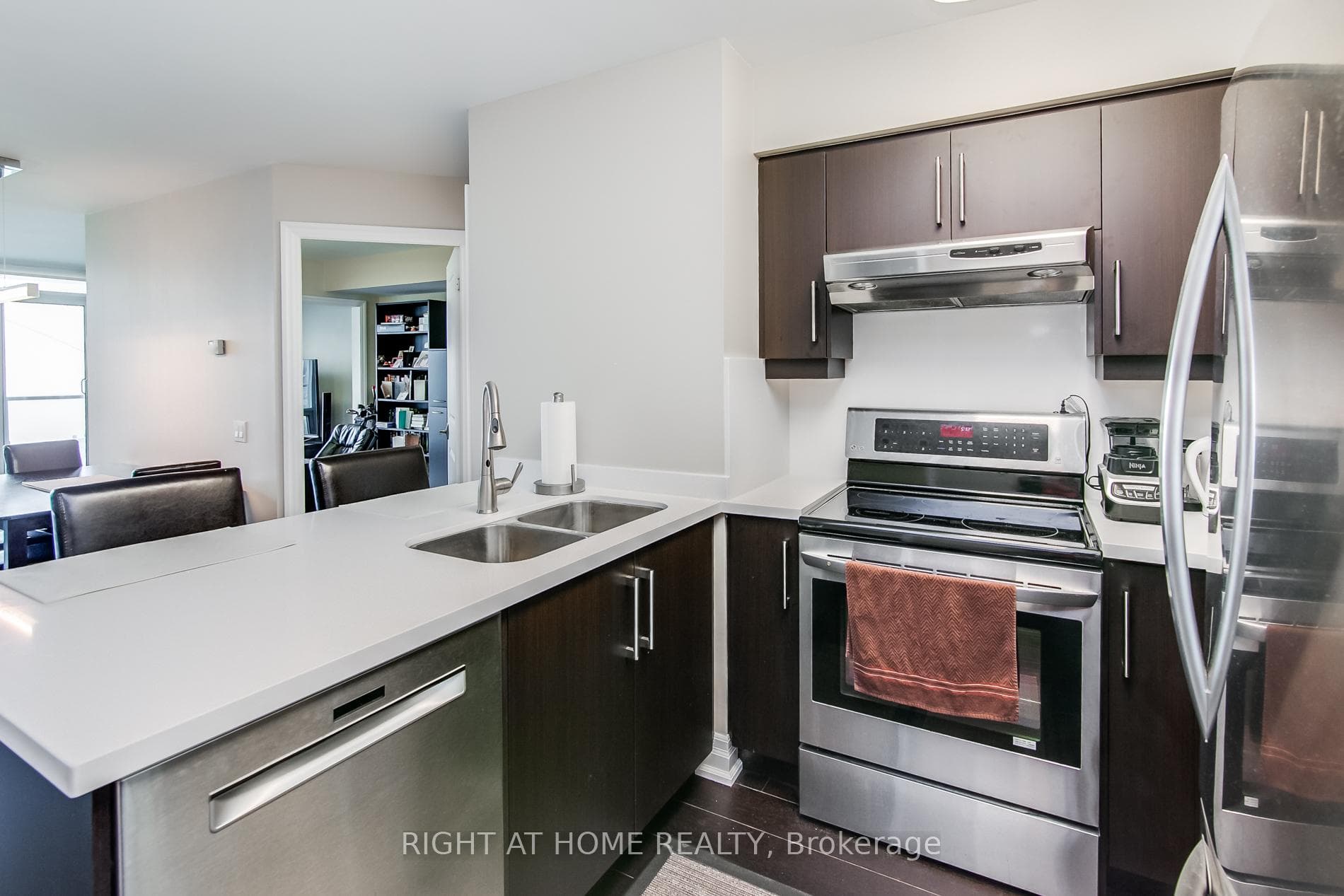 373 Front Street Unit 2207 photo 7
