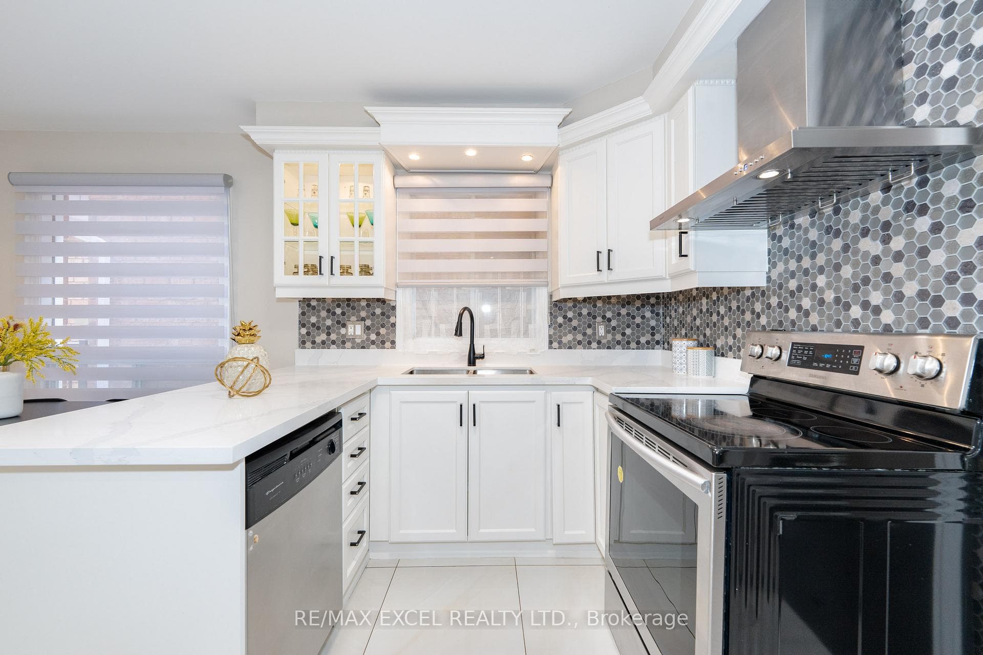 72 Croteau Crescent photo 8