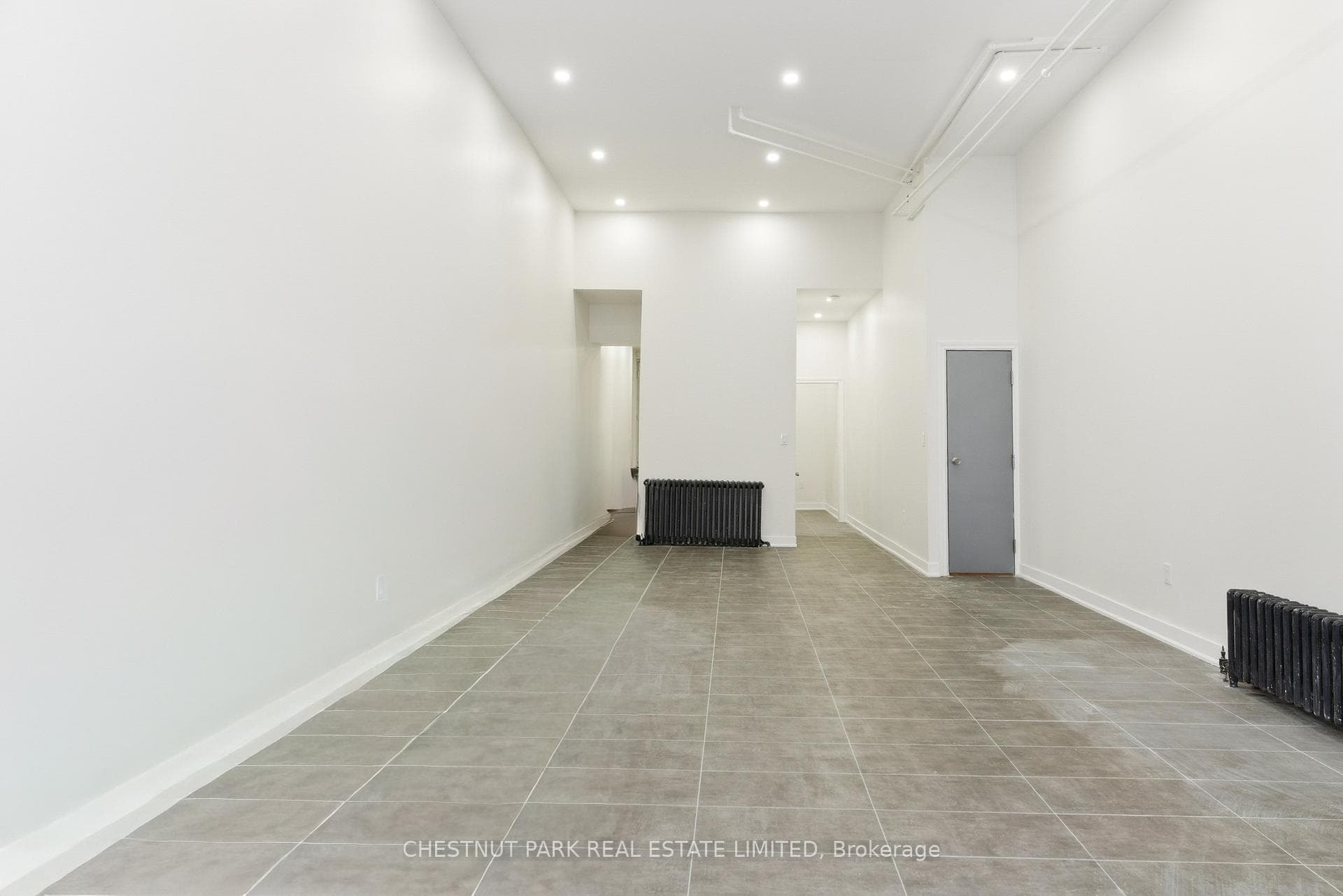 41 Roncesvalles Avenue photo 3