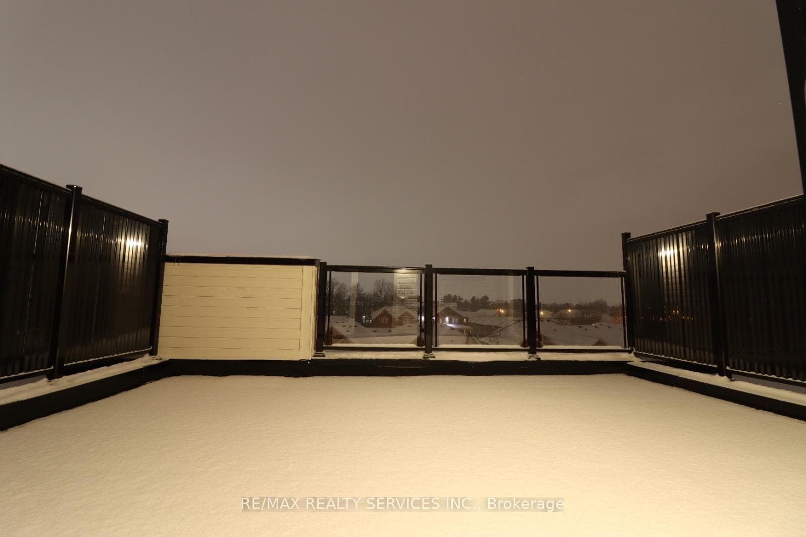 245 Mclevin Avenue Unit 15 photo 11