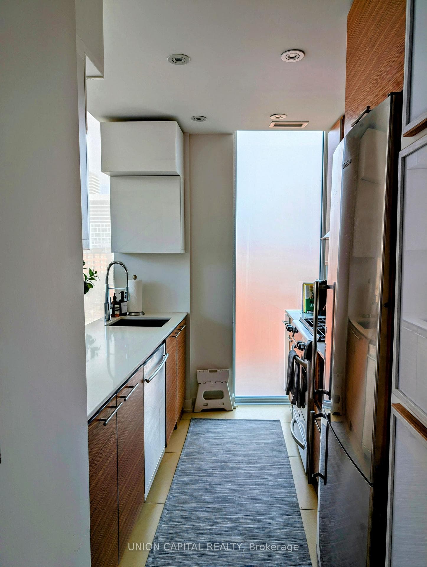 3 Market Street Unit 608 photo 8