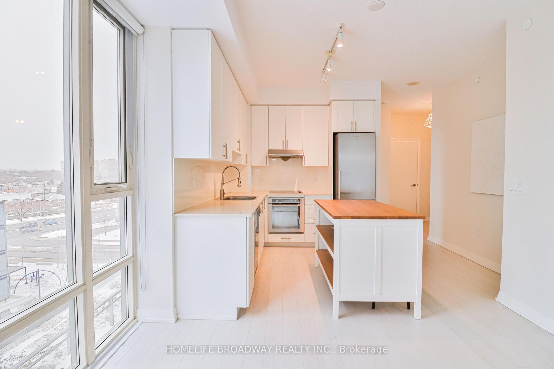 55 Ann O'reilly Road Unit 723 photo 13