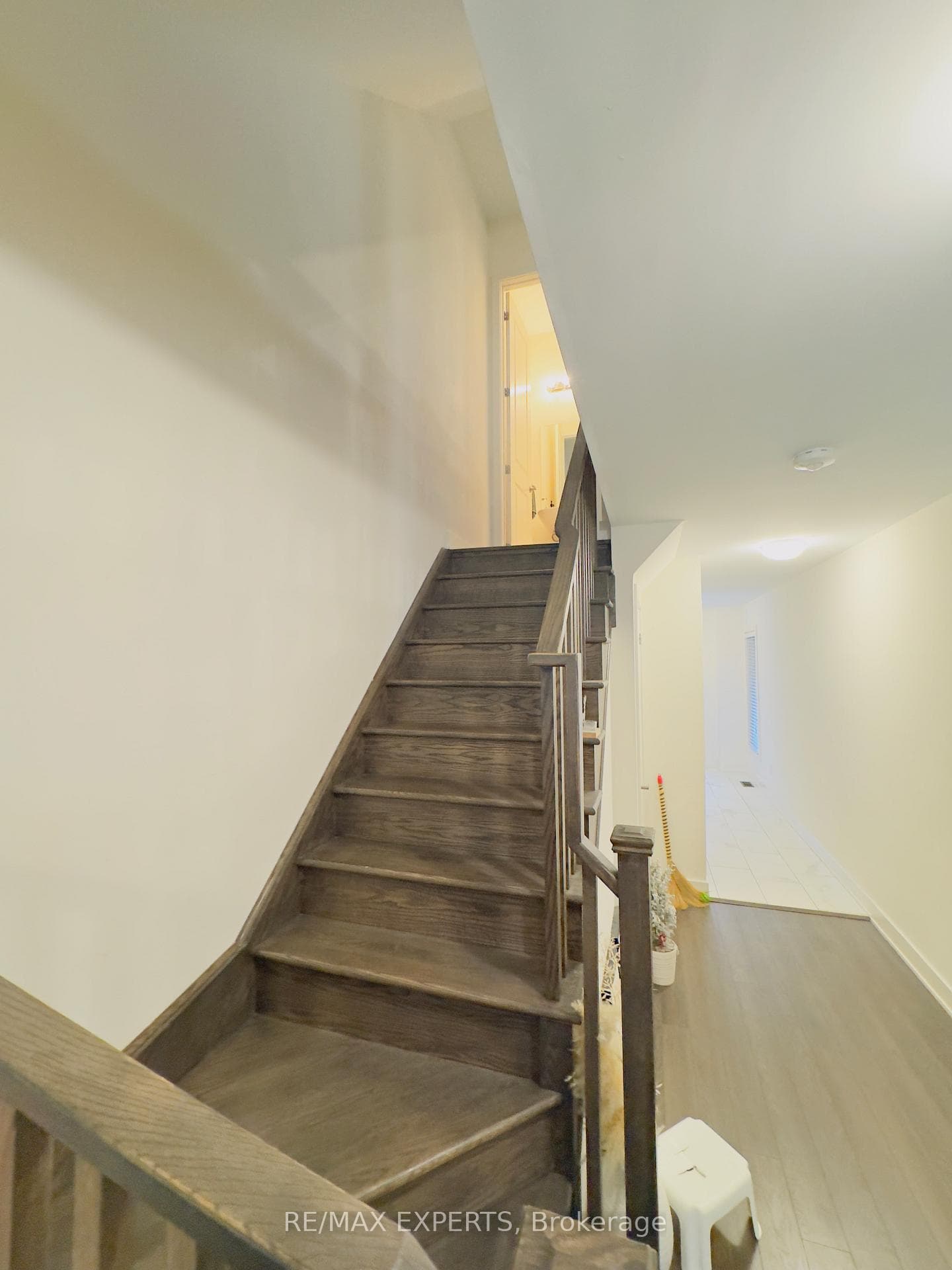 106 Pageant Avenue photo 20