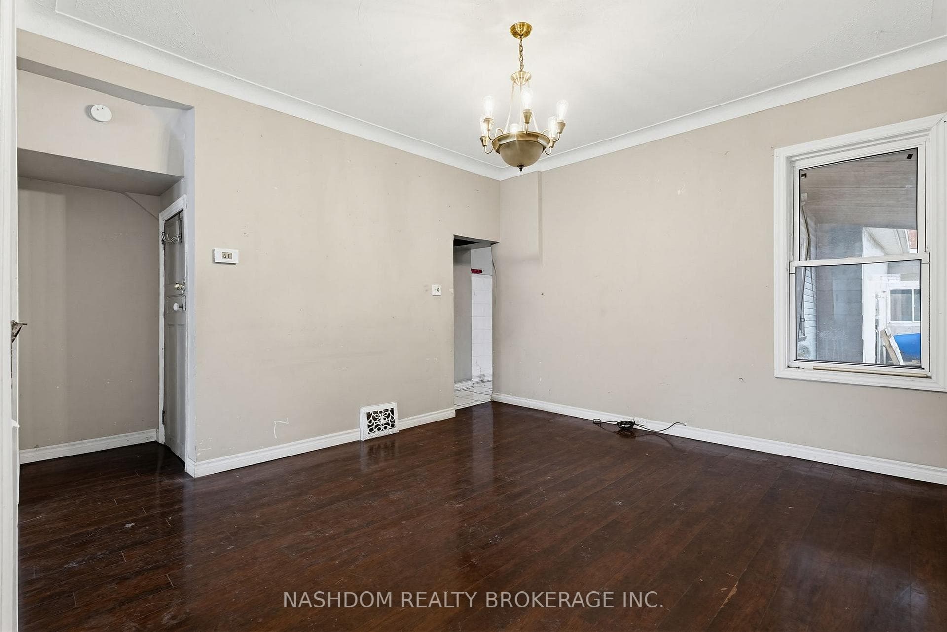 249 Wentworth Street photo 9