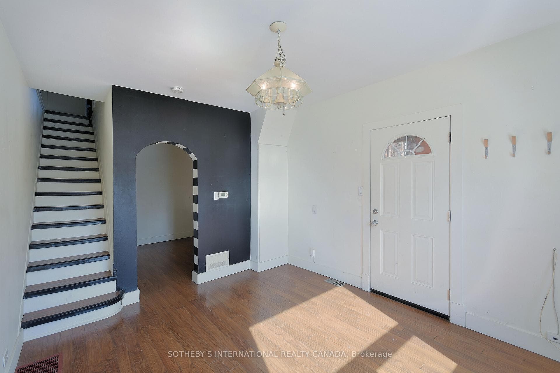 1155 Davenport Road photo 23