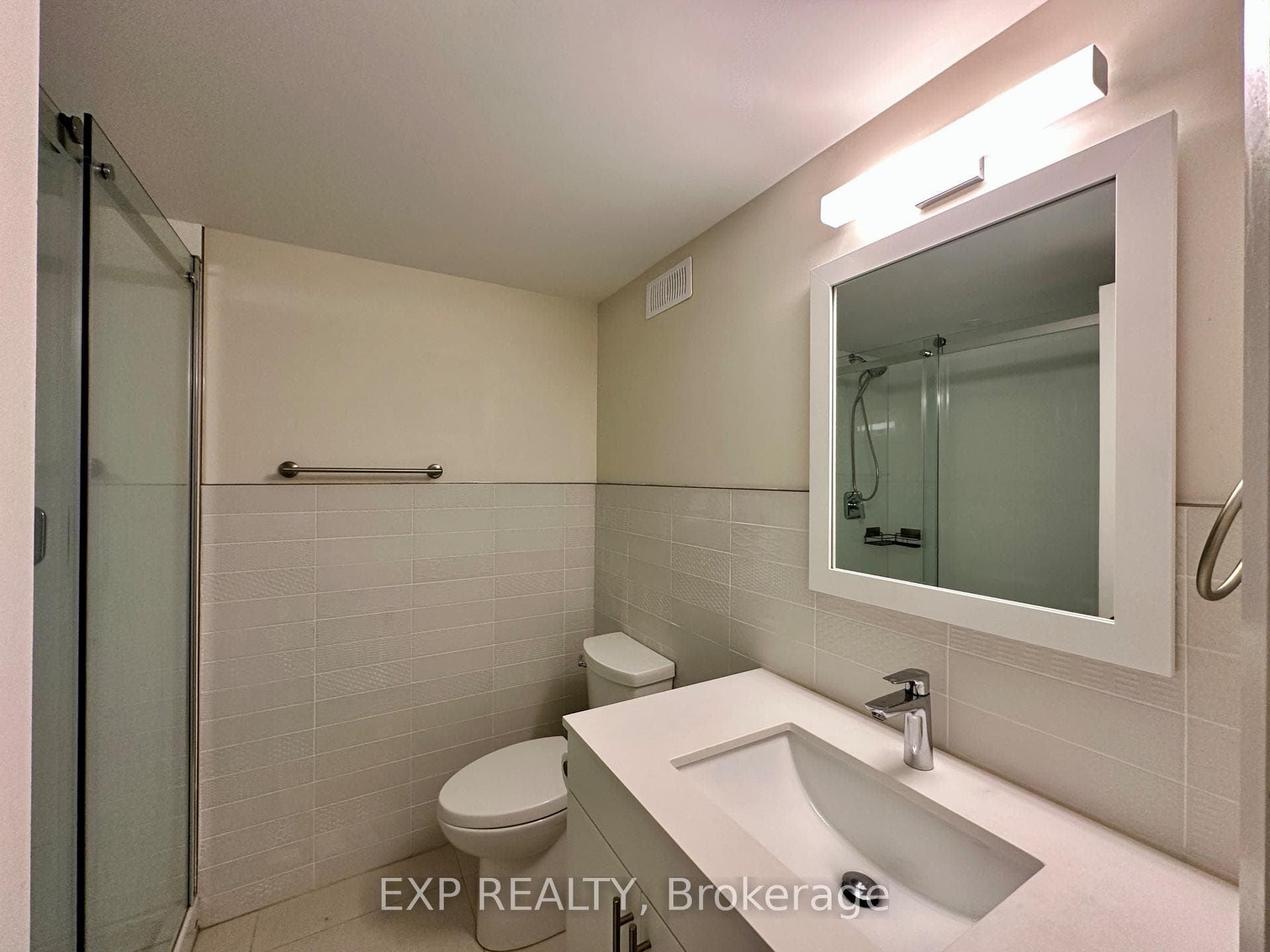 33 MAPLE GROVE Road Unit 306 photo 16