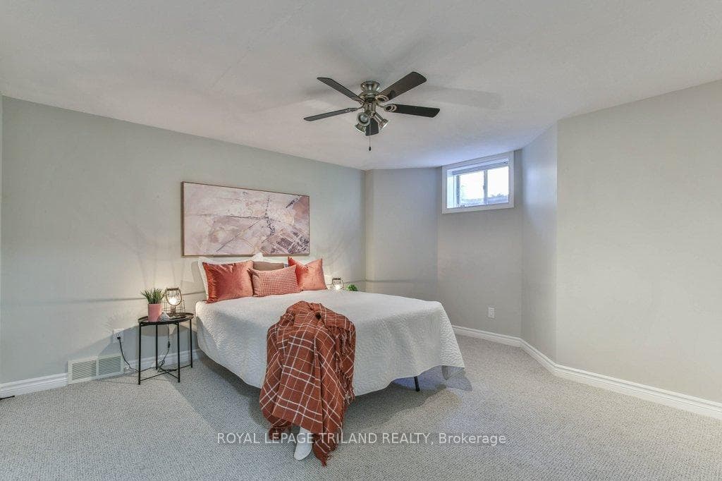 16 PINEHURST Drive photo 35