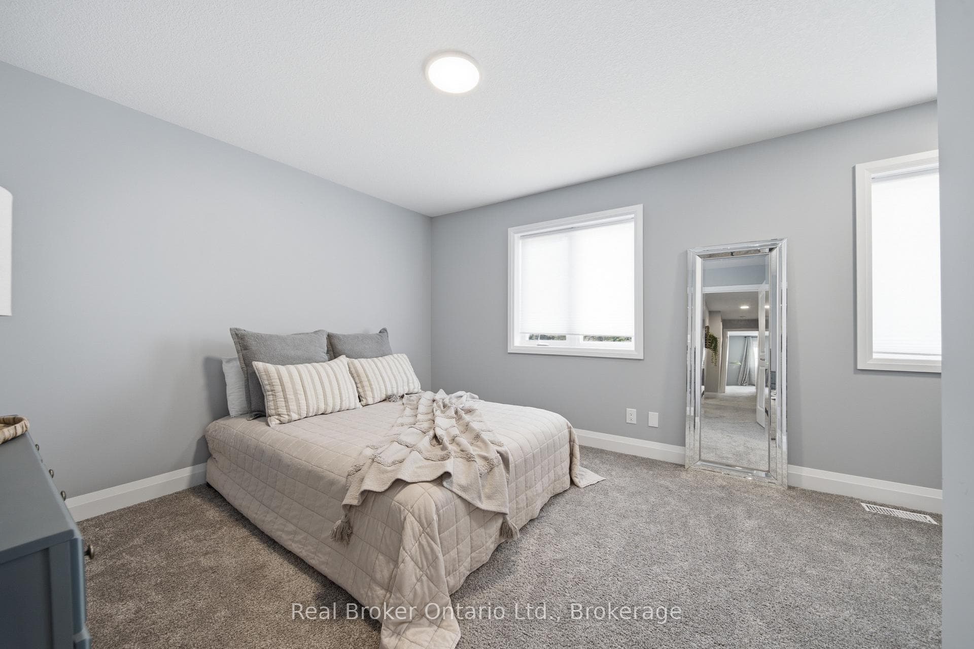 103 Stephenson Way photo 17