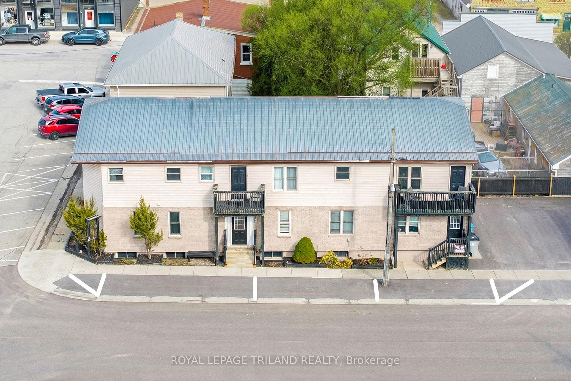 6 cap Huron County 8-Plex