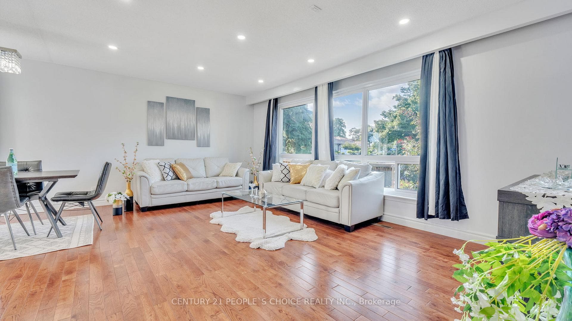 289 Coronation Drive photo 7