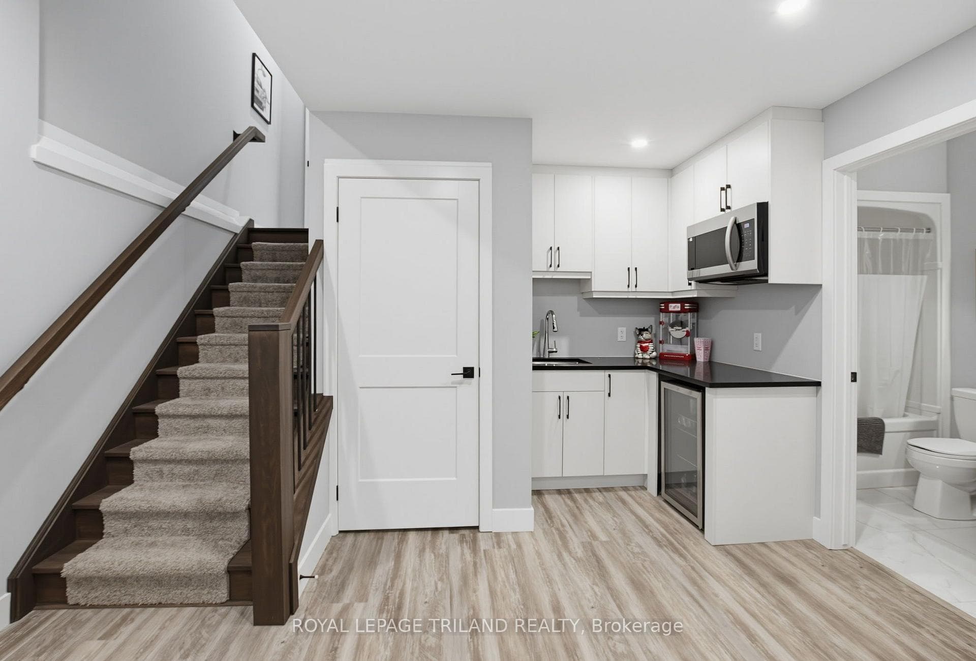 3557 Colonel Talbot Road Unit 14 photo 31