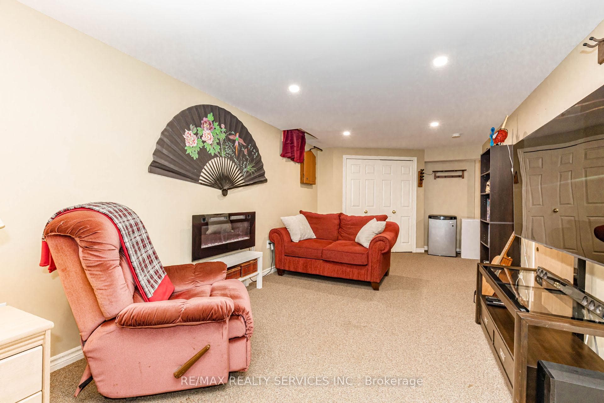50 Barr Crescent photo 25