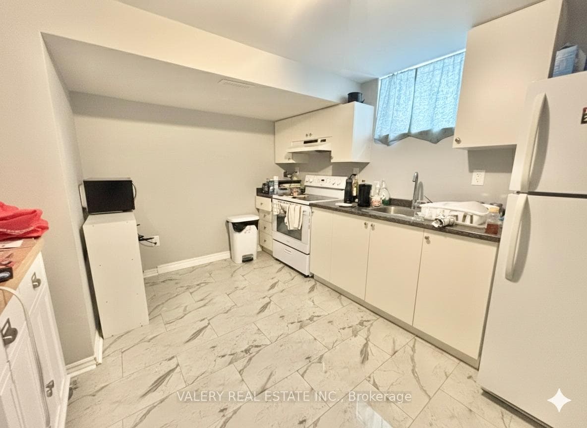 265 West 2nd Street photo 14