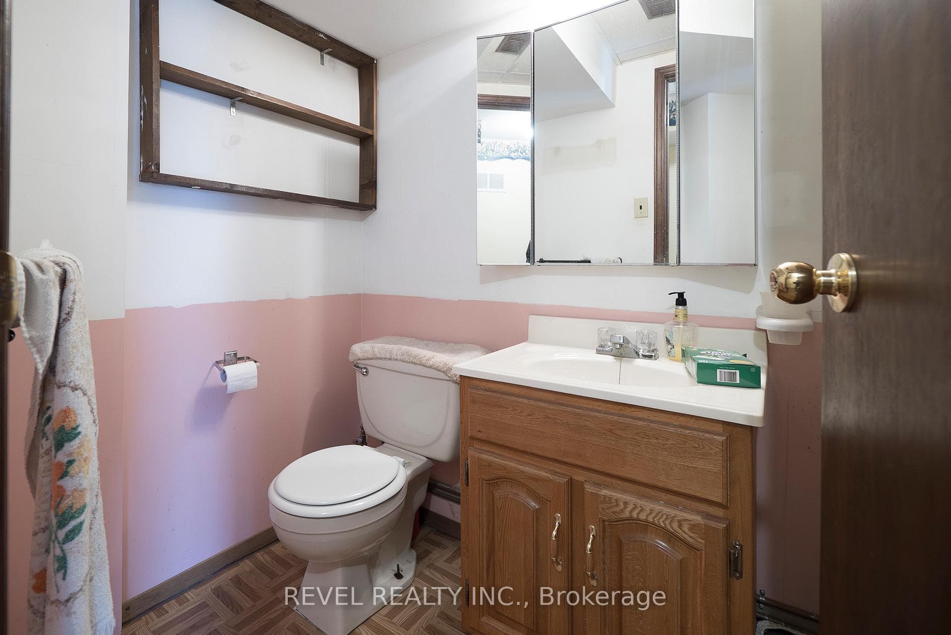 681 Upper Horning Road photo 24