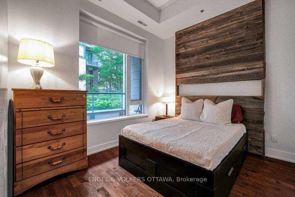 360 Patricia Avenue Unit 106 photo 13