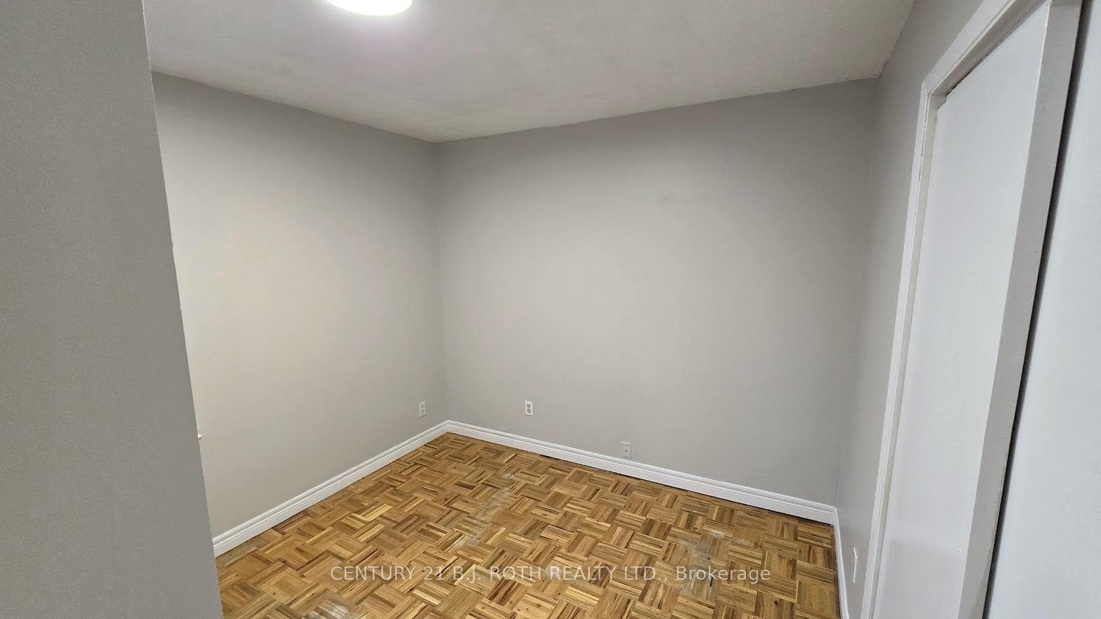 41 Bayview Drive Unit Upper photo 18
