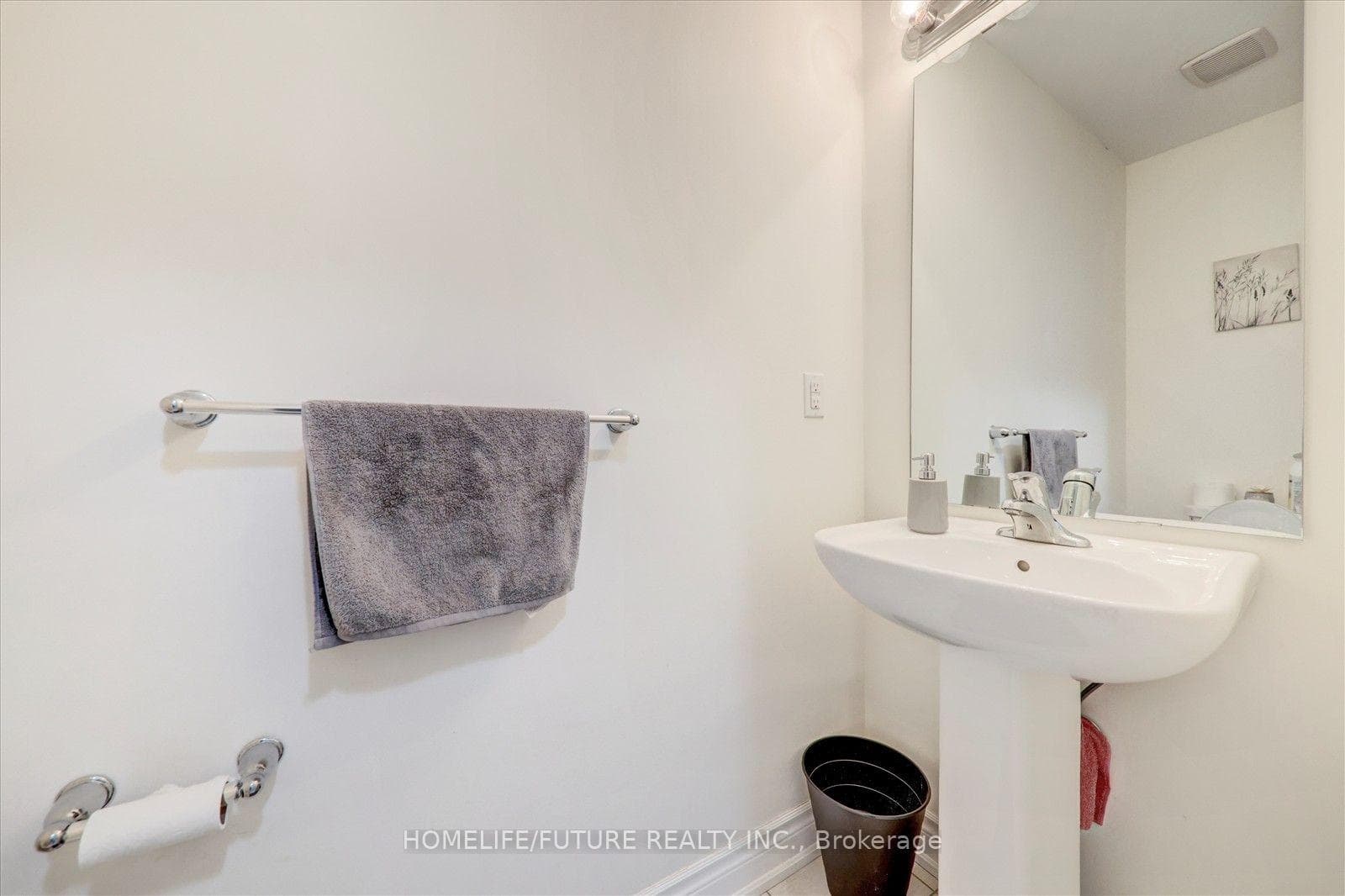 70 Mohandas Drive photo 6