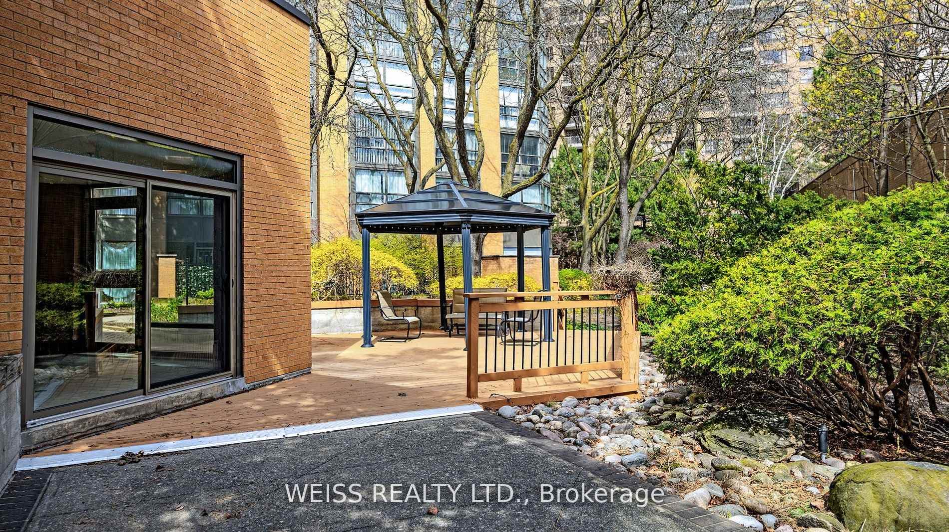 131 Beecroft Road Unit 505 photo 38