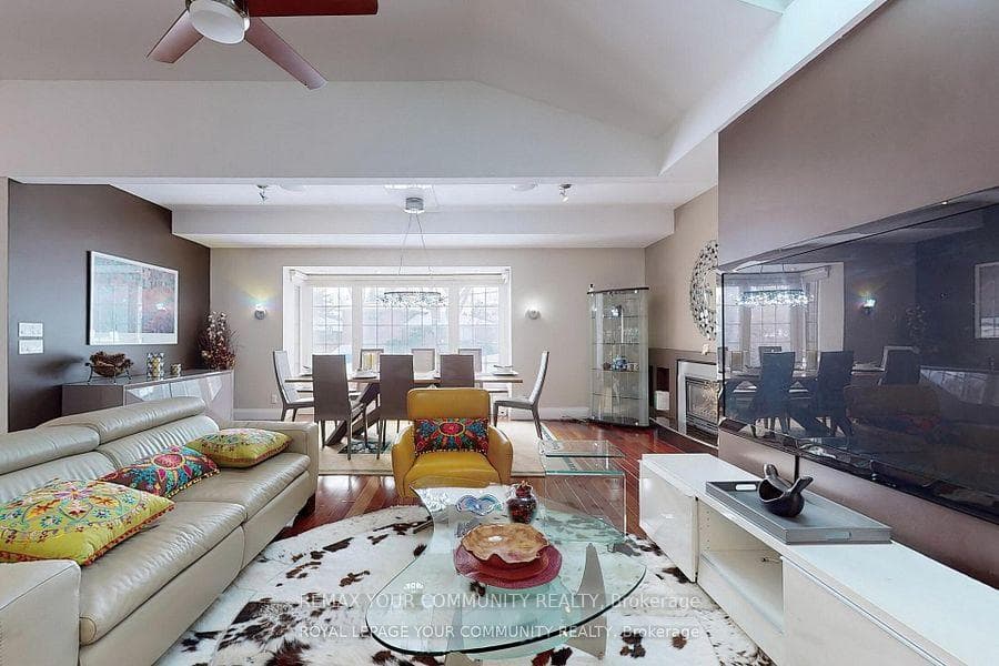 25 ALDERDALE Court photo 2