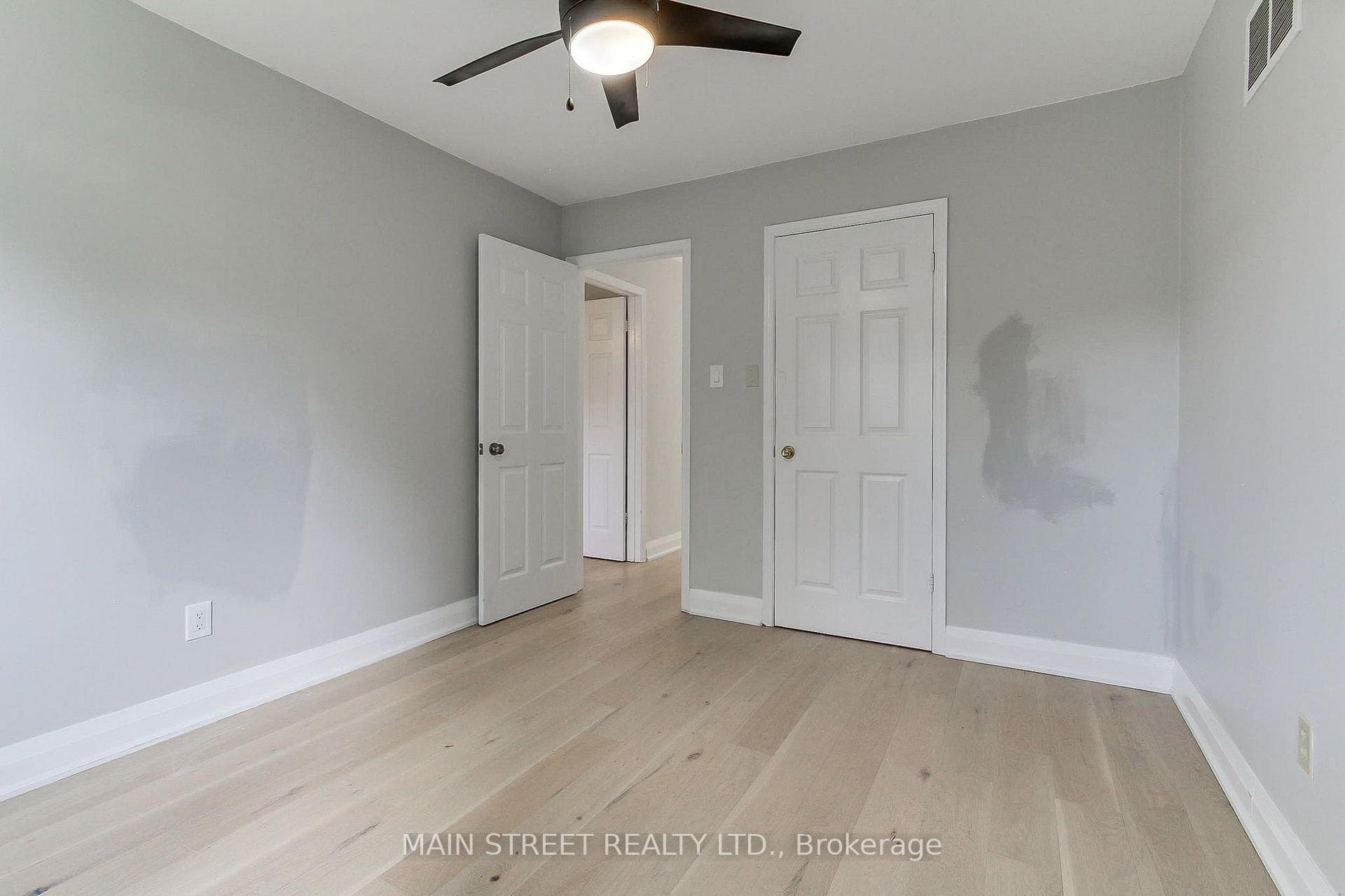 27 Murdock Avenue photo 29