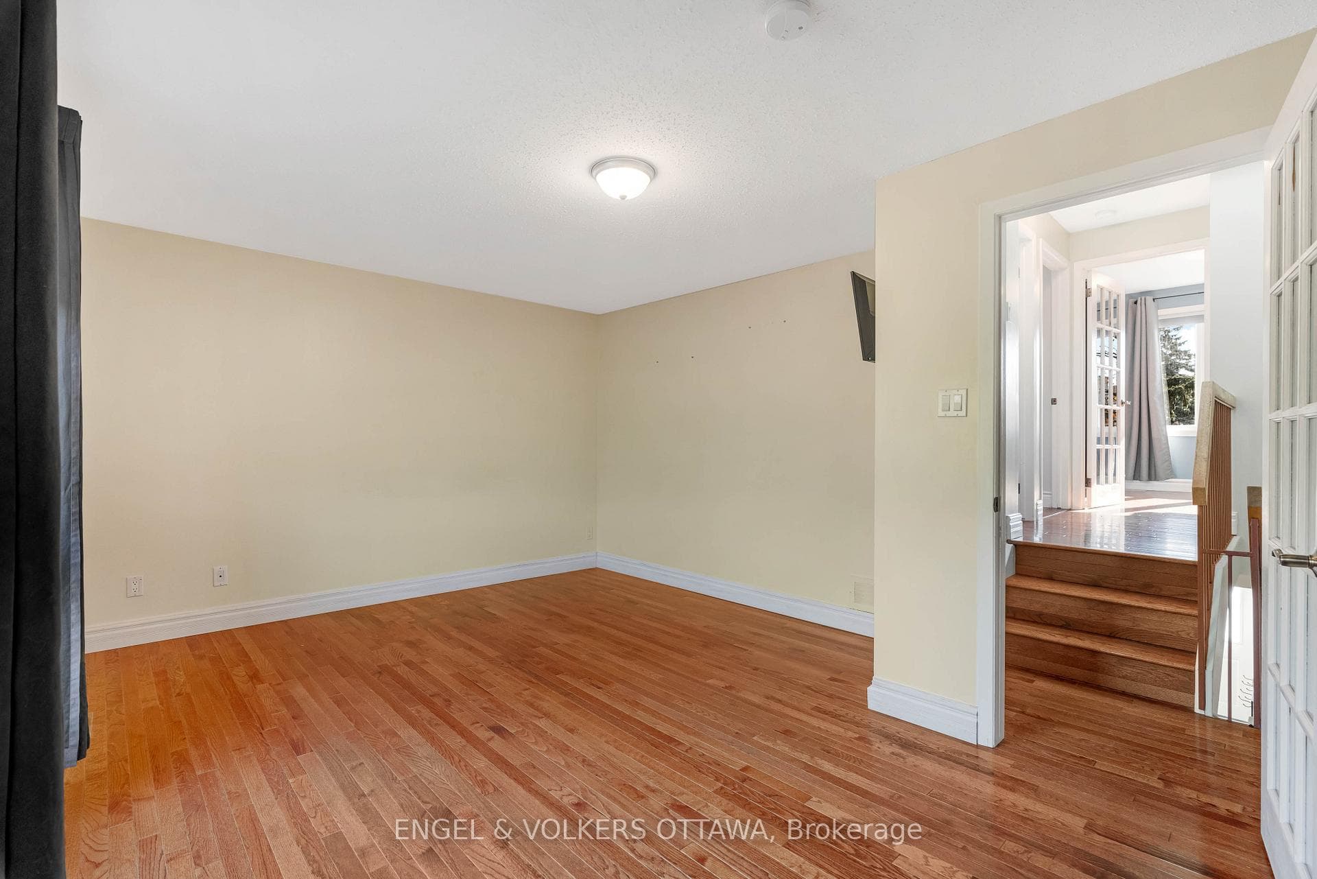 30 Castlebrook Lane Unit D photo 16