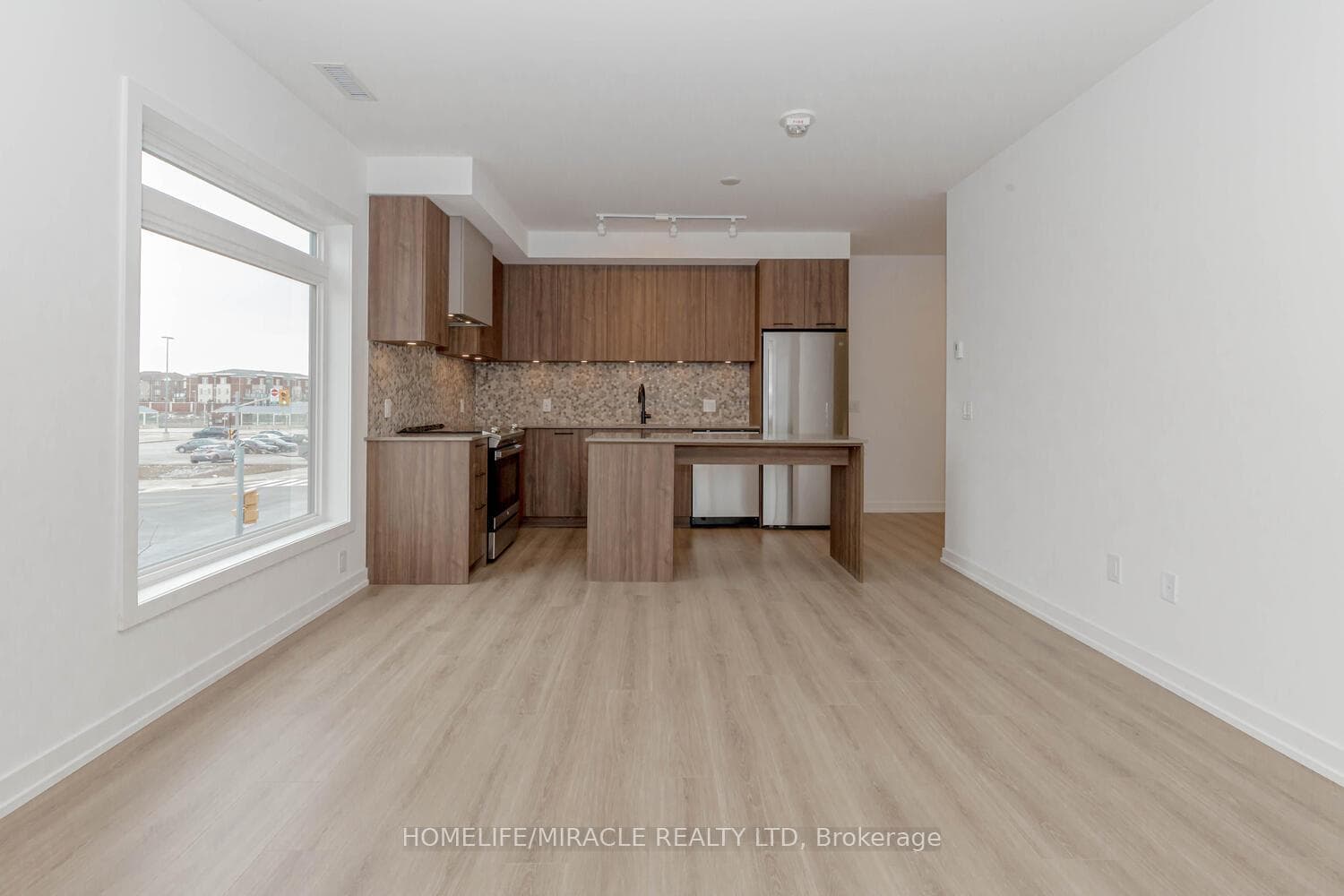 20 Lagerfeld Drive Unit 11 photo 15