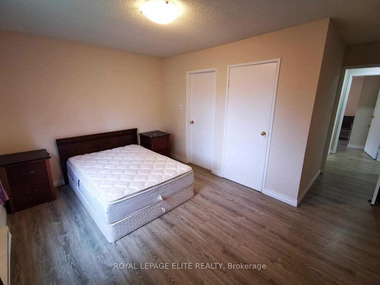 1450 Glen Abbey Gate Unit 714 photo 4