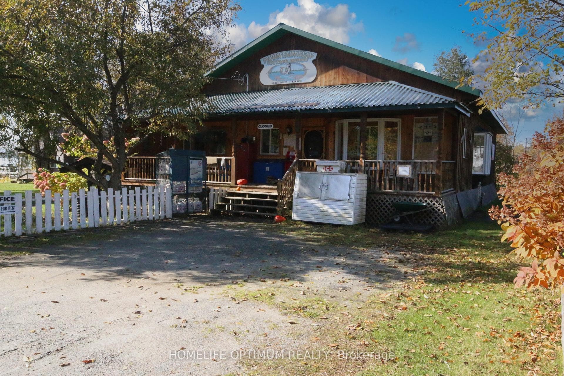13613 60 Highway photo 23