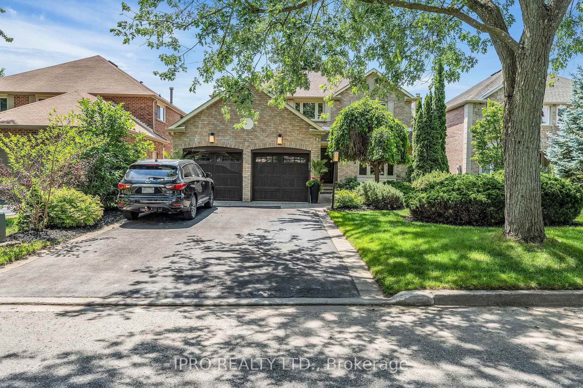 58 Crystal Drive photo 1