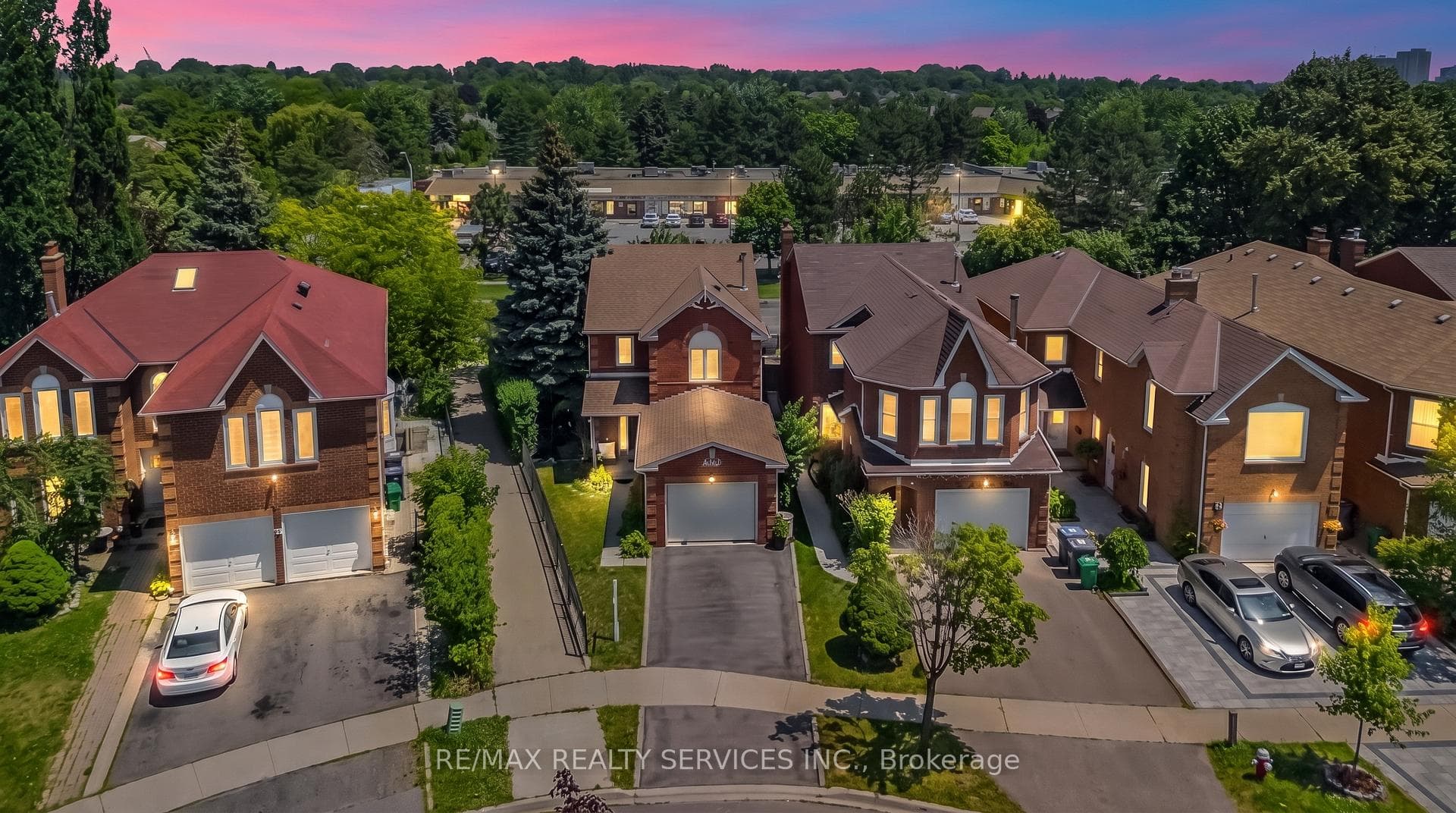 76 Leeward Drive photo 1