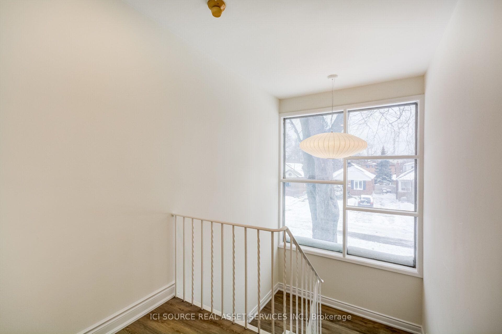 58 Burlingame Road Unit 3 photo 2