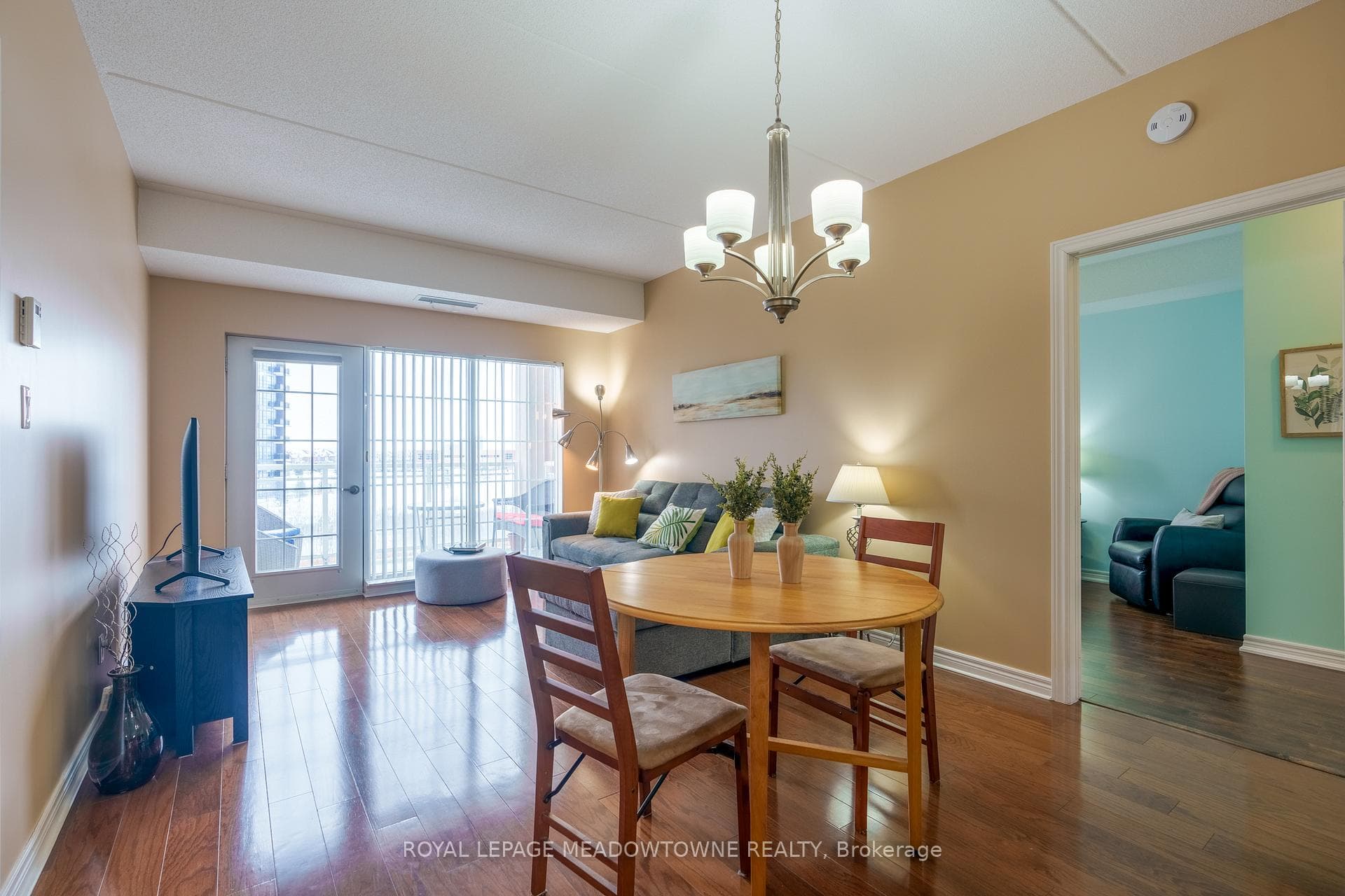 living & dining rm with hardwood floors