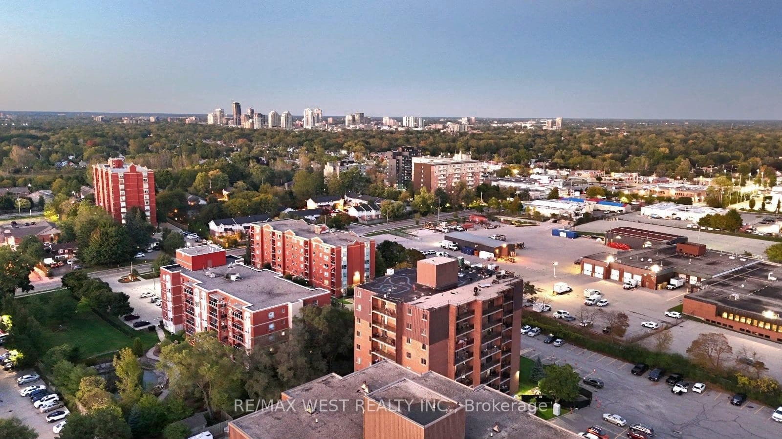 75 Huxley Street Unit 705 photo 11