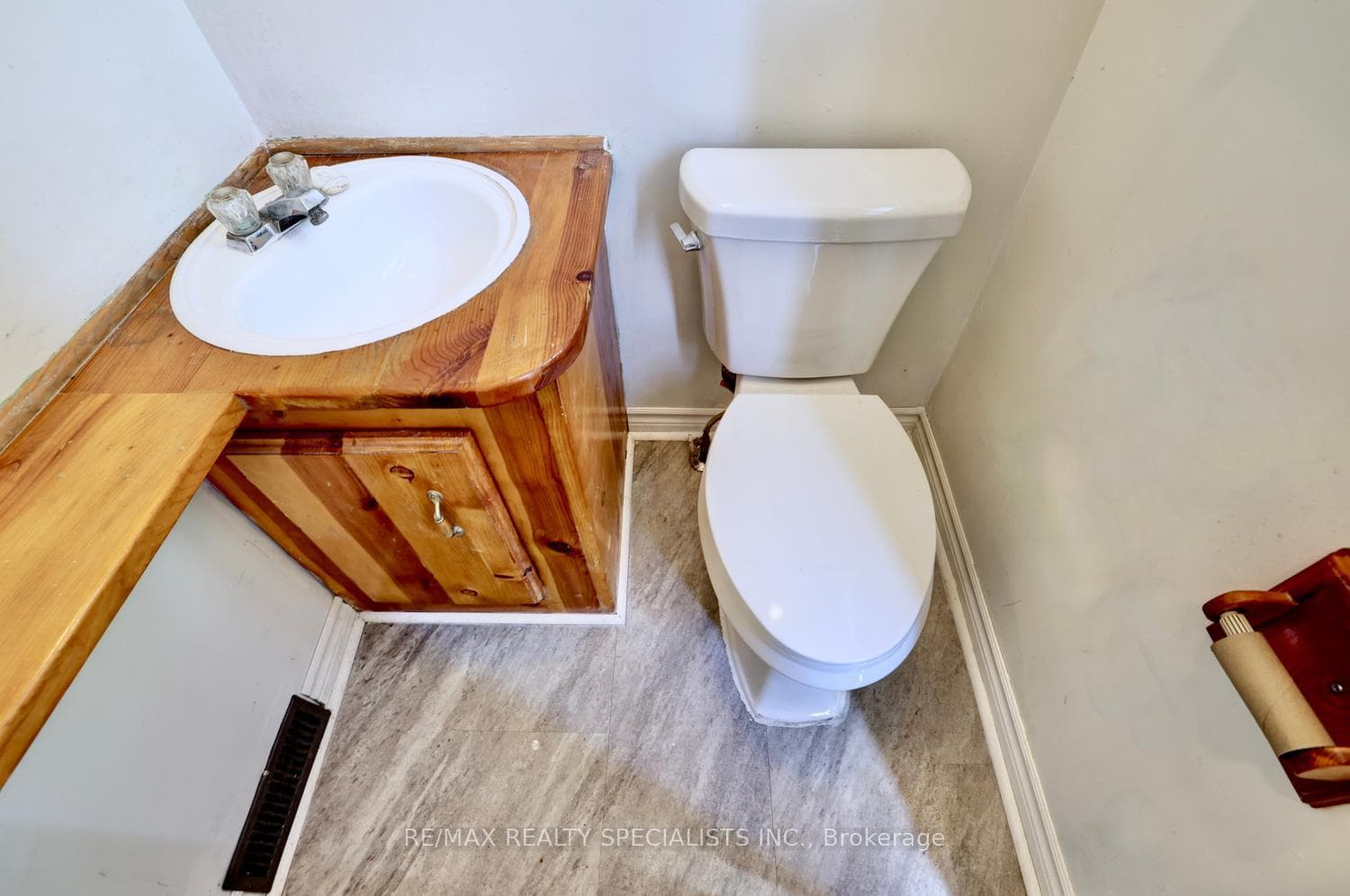 2445 Homelands Drive Unit 30 photo 15
