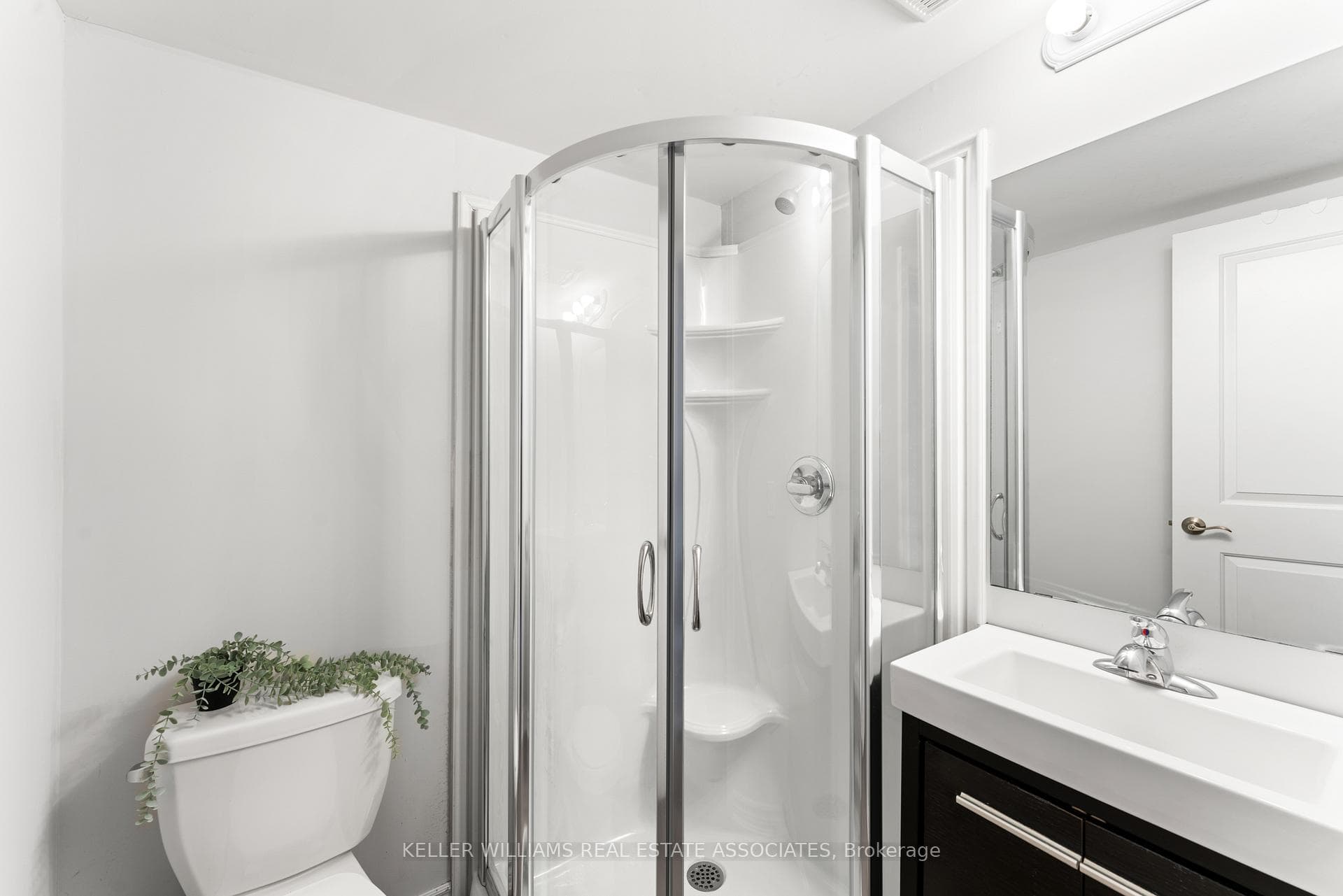252 Penetanguishene Road Unit 13 photo 21