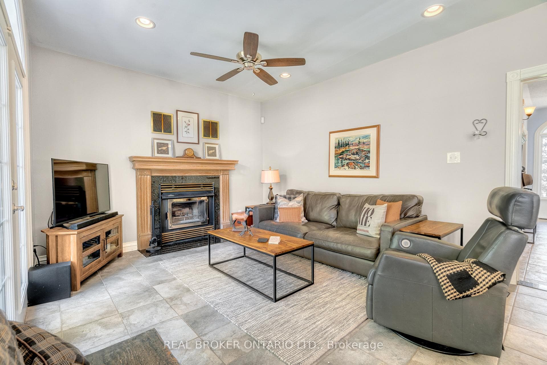 101 Pine Brook Lane photo 23