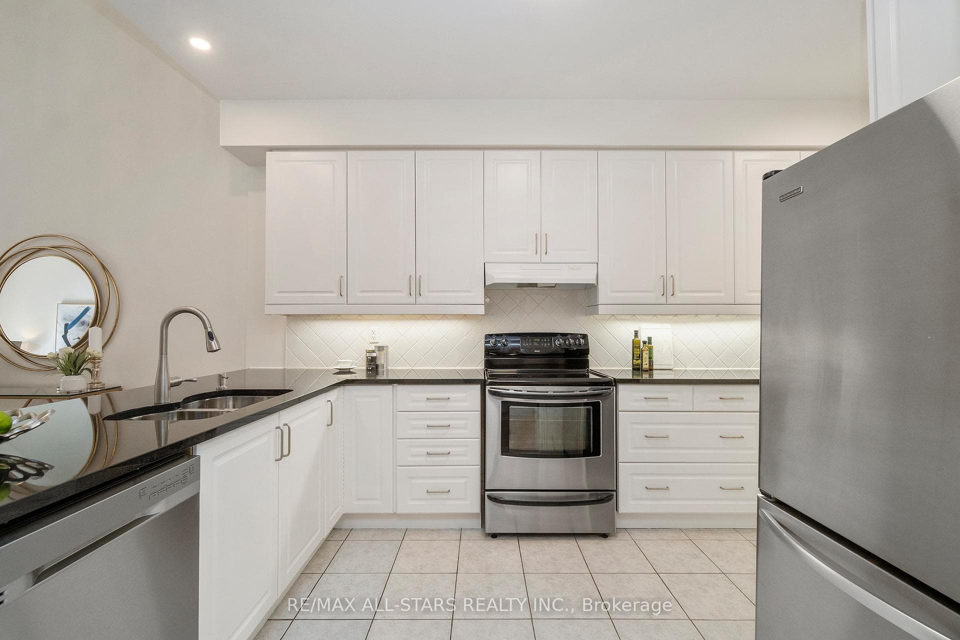 57 Oasis Way photo 18