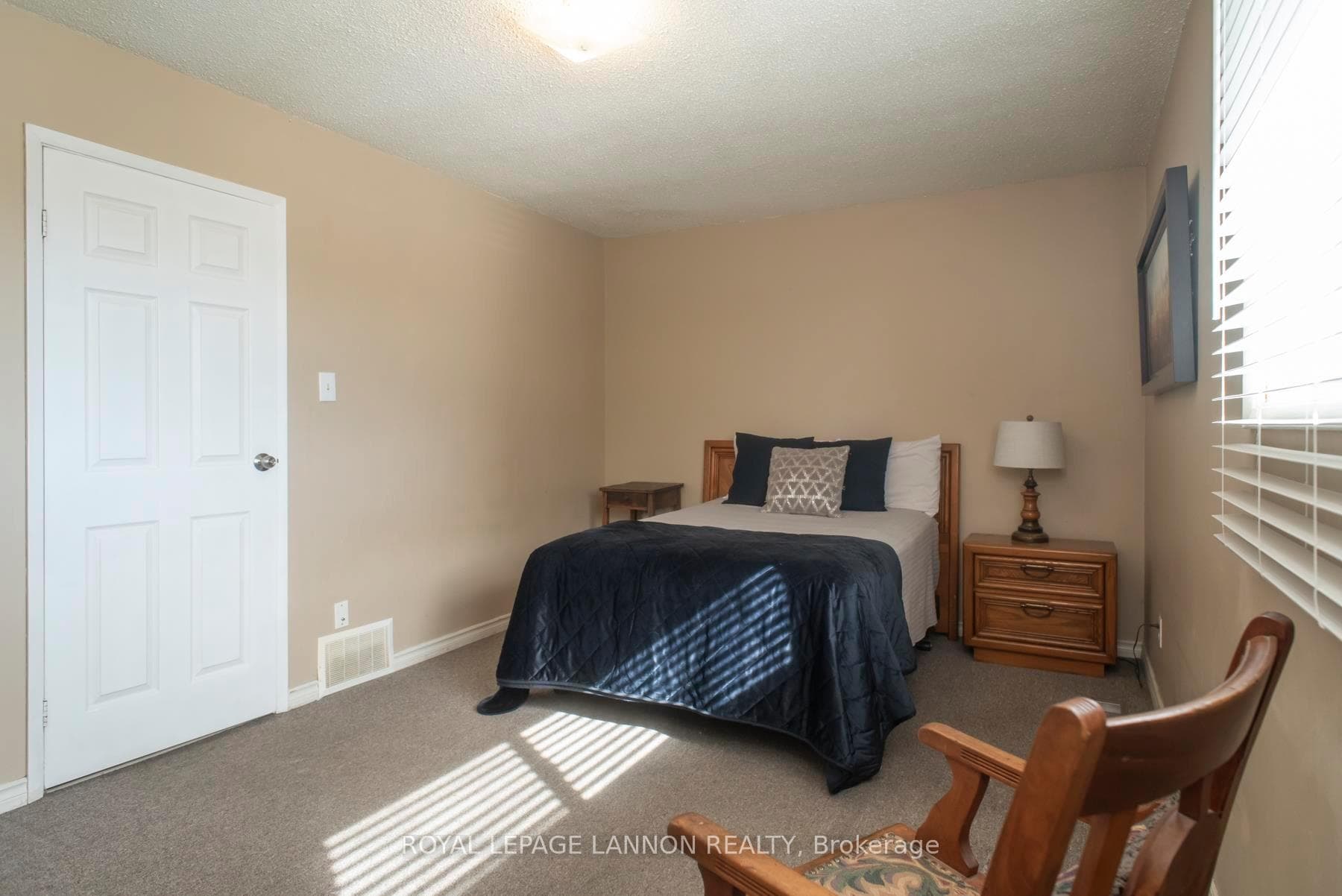402 Brant St photo 31