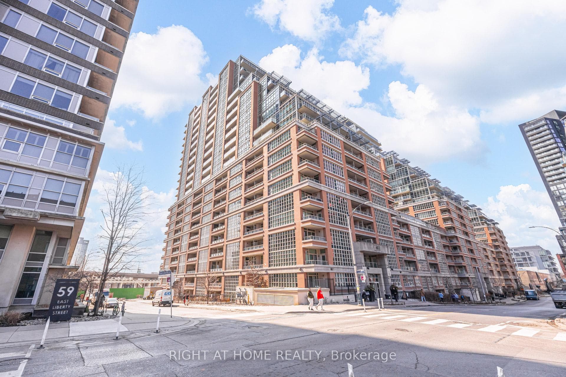 6 Pirandello Street Unit TH5 photo 1