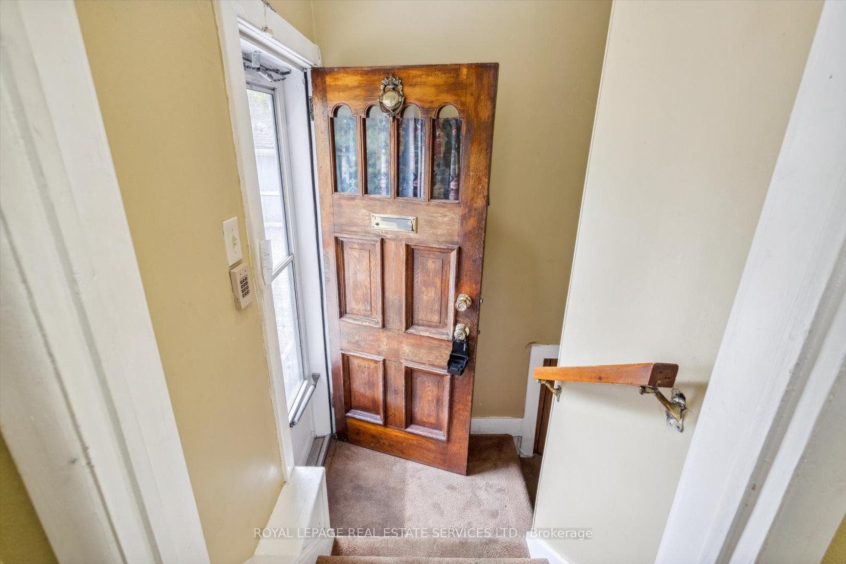 922 King Road photo 26
