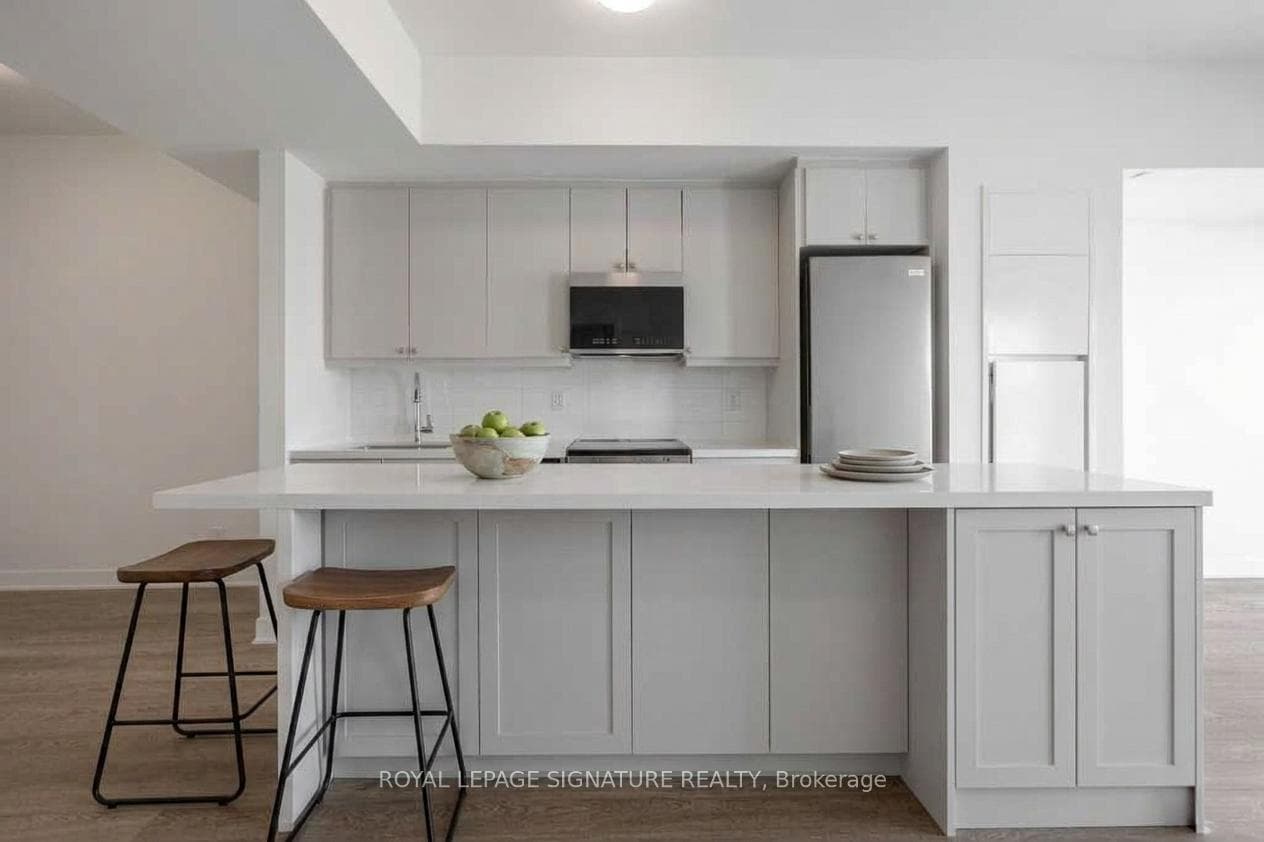 51 Clarington Boulevard Unit 416 photo 1