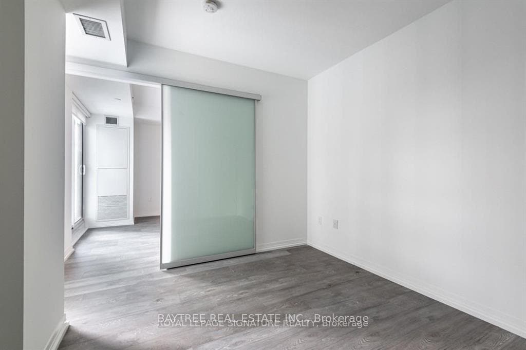 251 Jarvis Street Unit 1006 photo 11