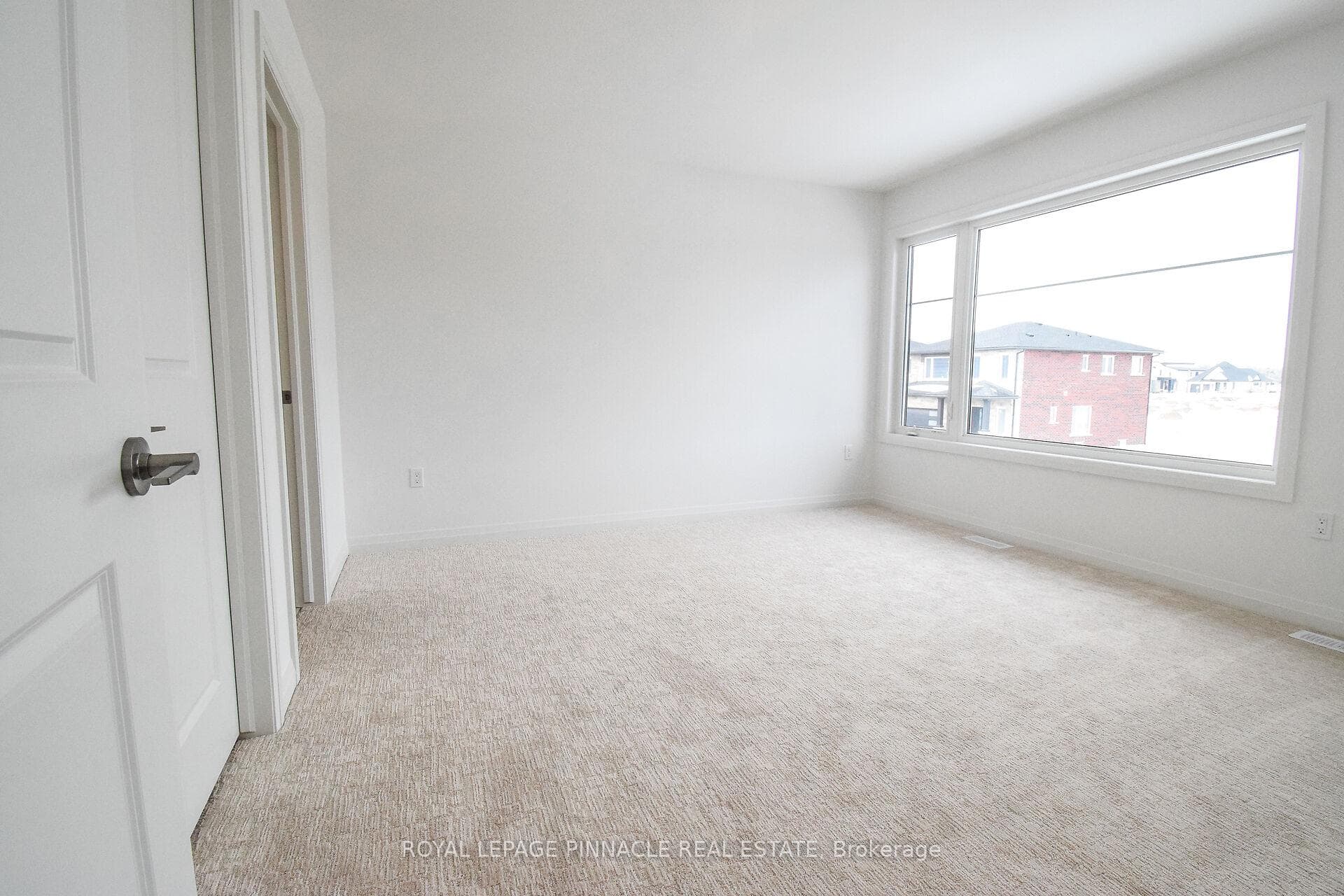 96 Acacia Road photo 35