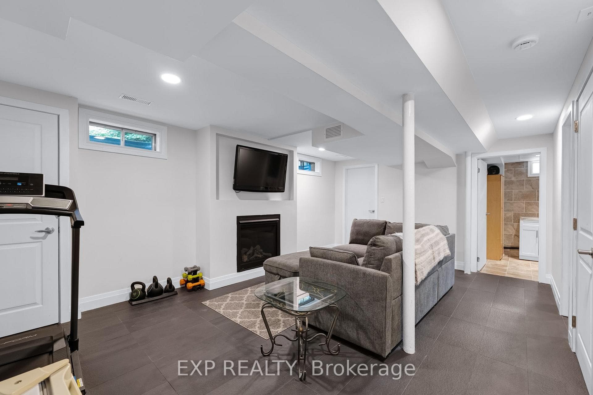 14 Russell Hill Road photo 31