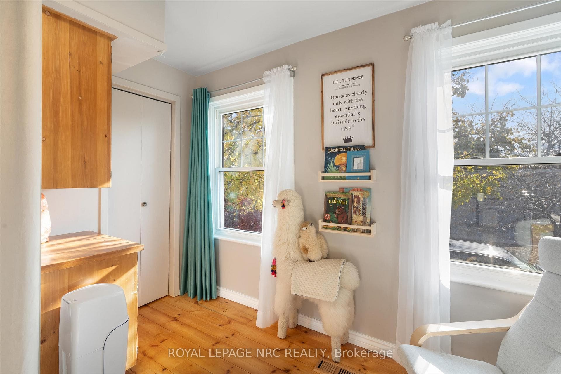 89 1/2 Albert Street photo 20