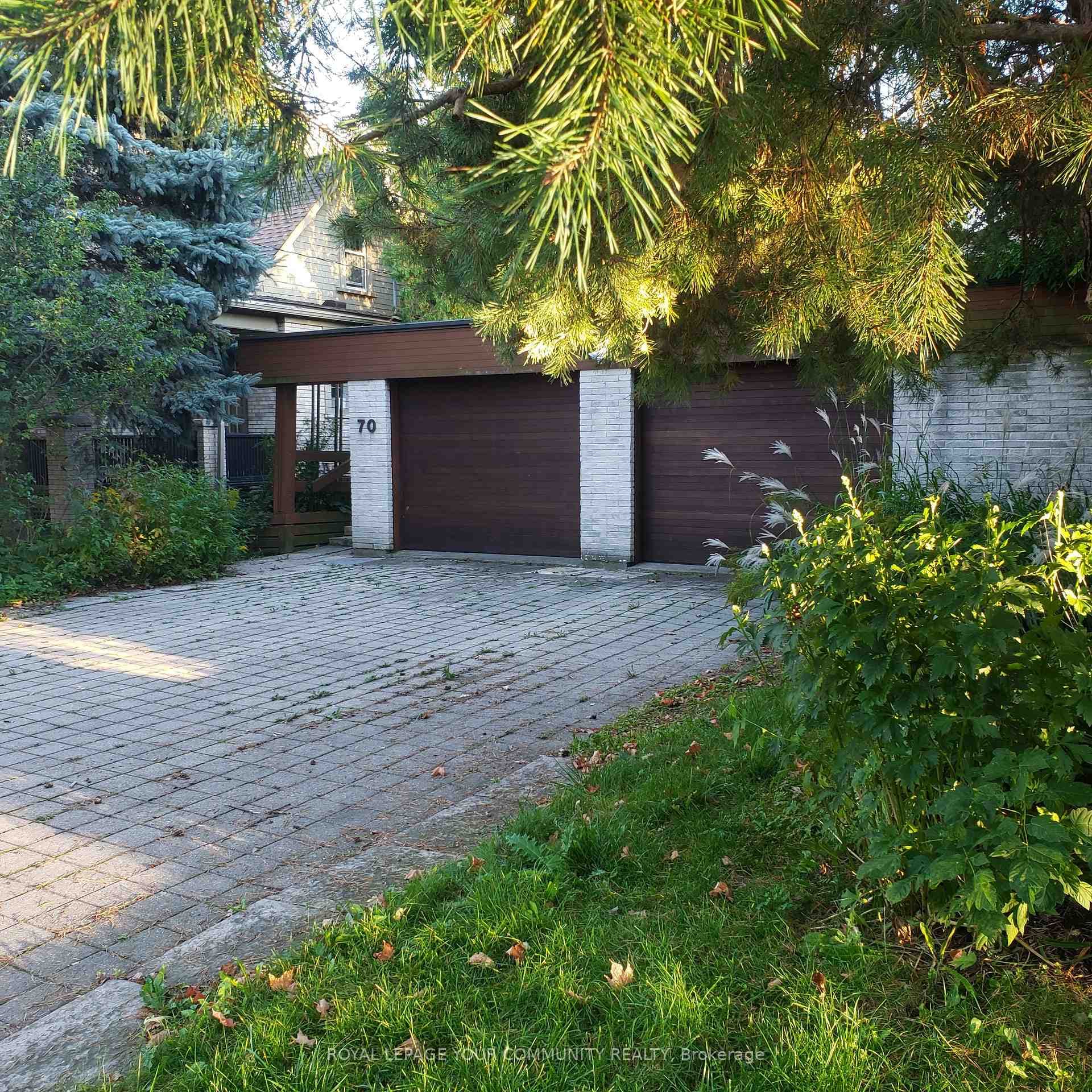 70 Richmond Street photo 1