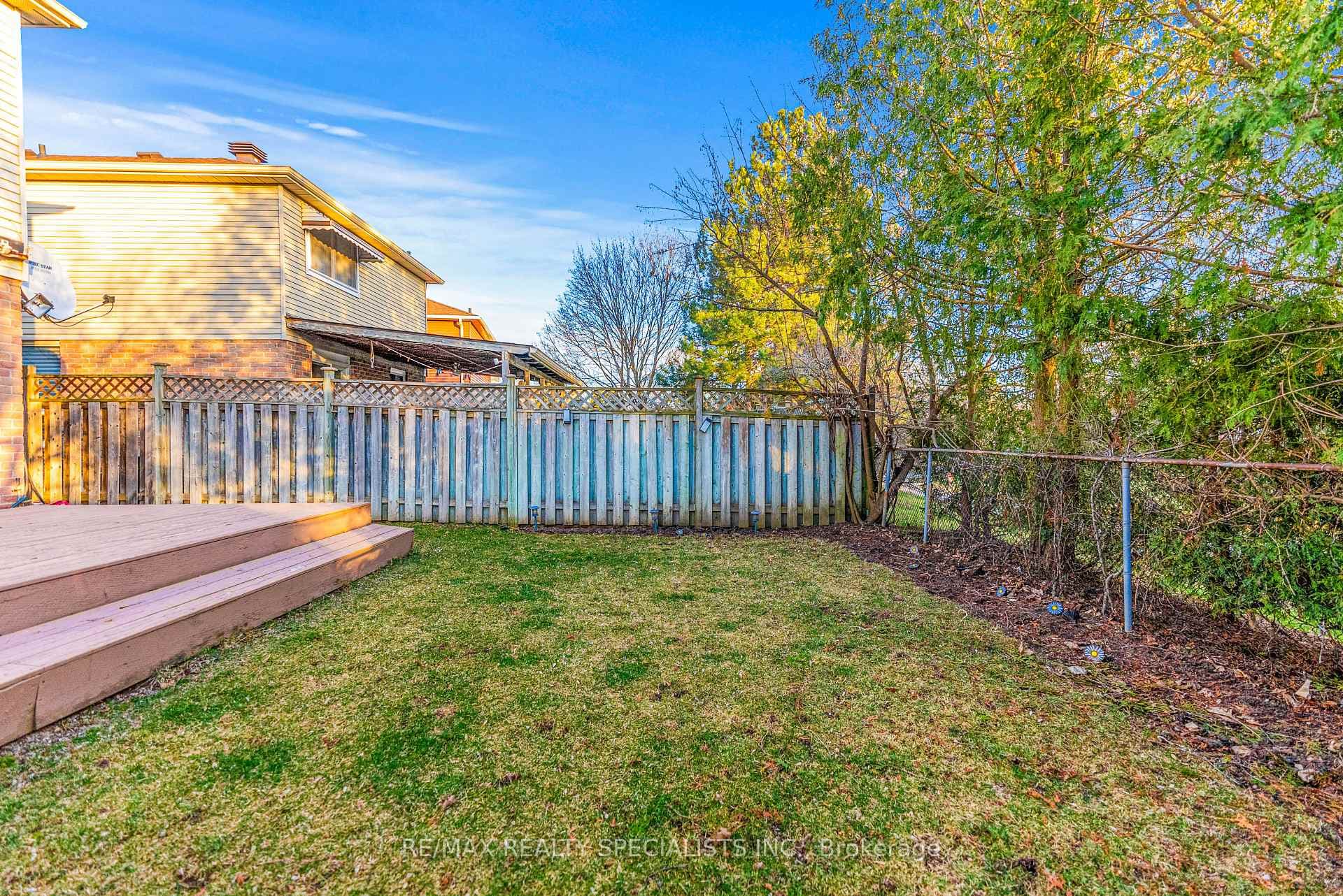 3108 Kilbride Crescent photo 35