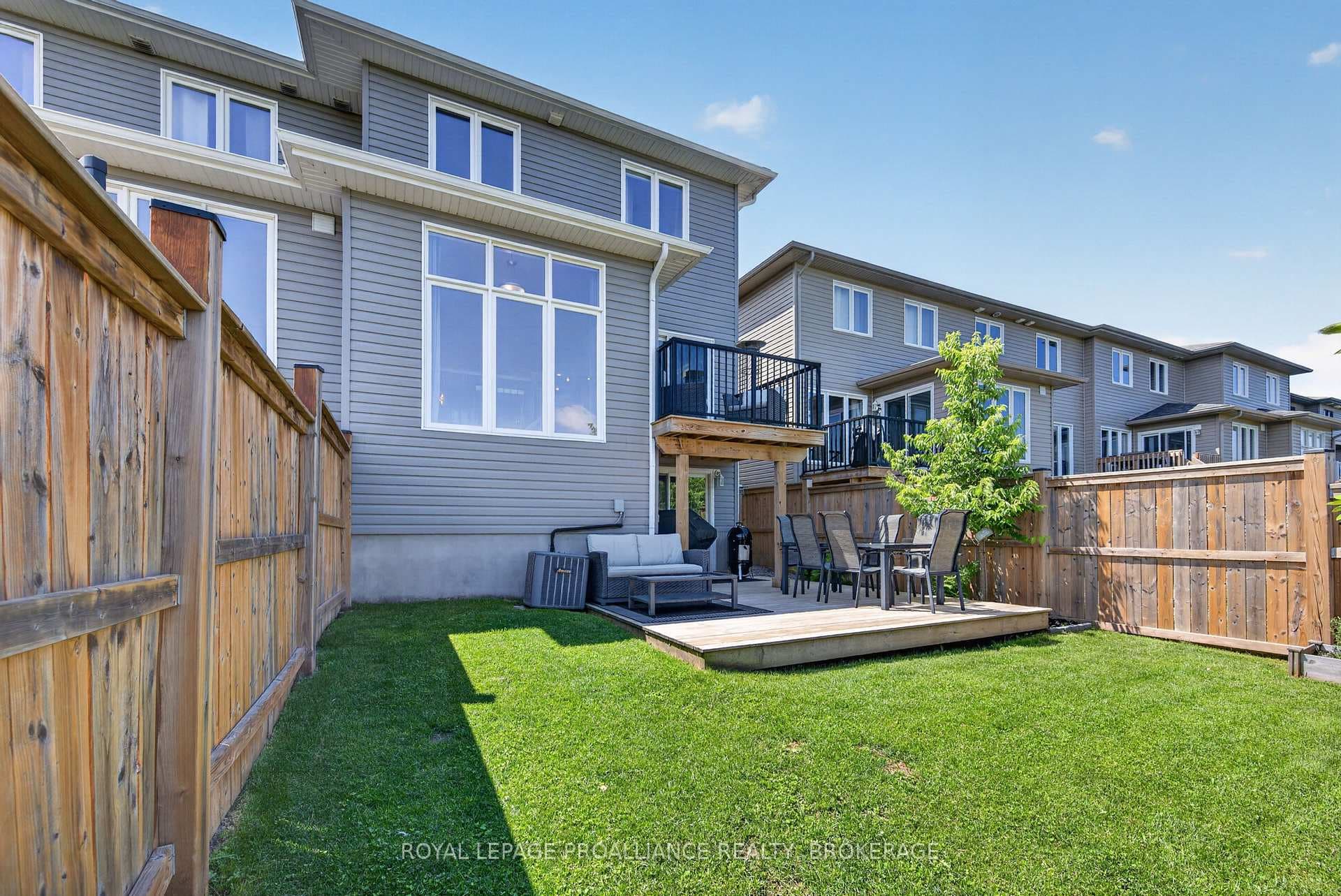378 Buckthorn Drive photo 36