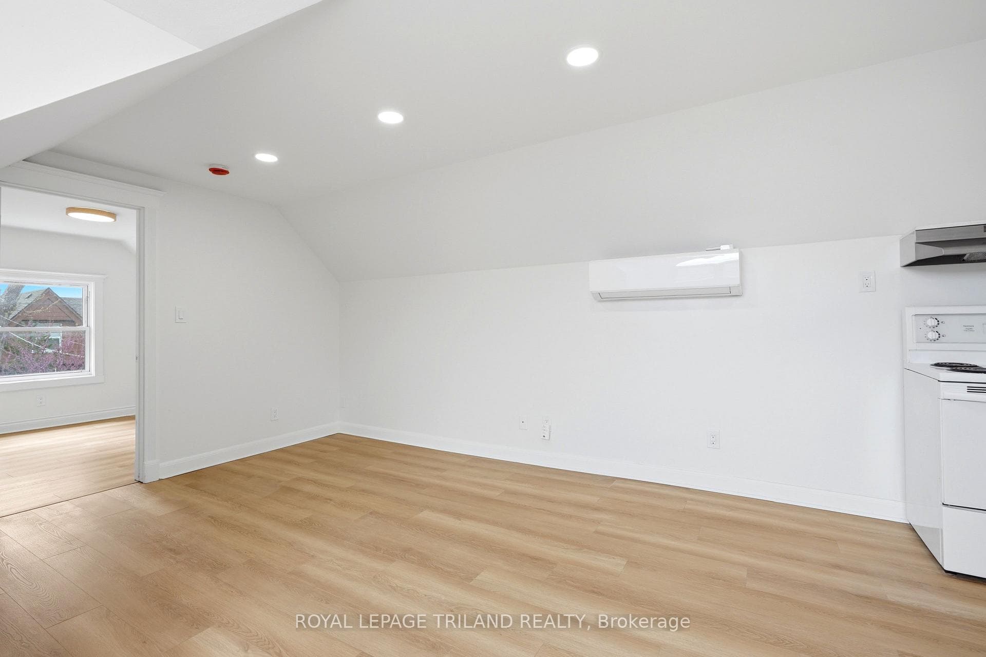 84 Smith Street Unit 2 photo 11