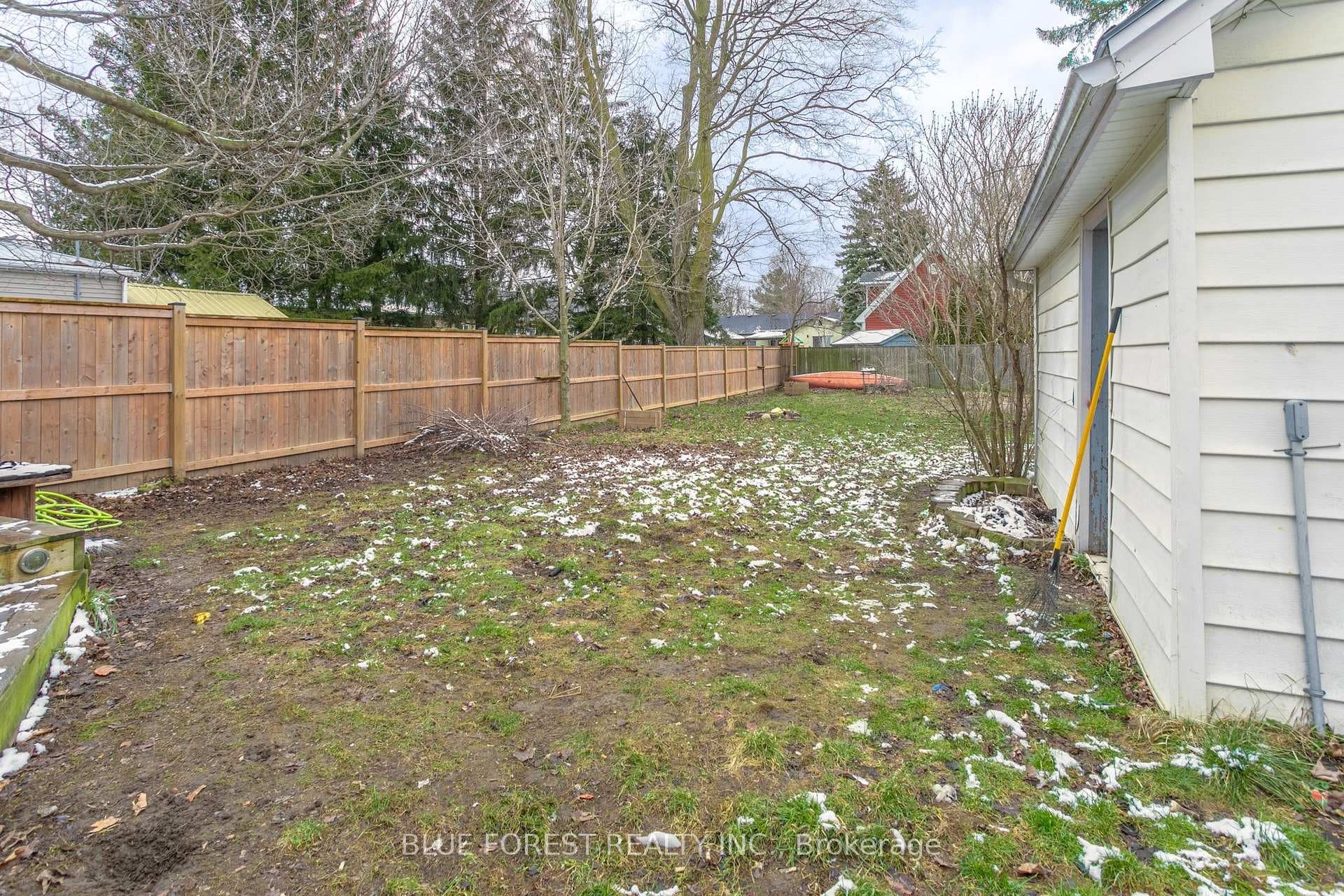 134 Dundas Street photo 34
